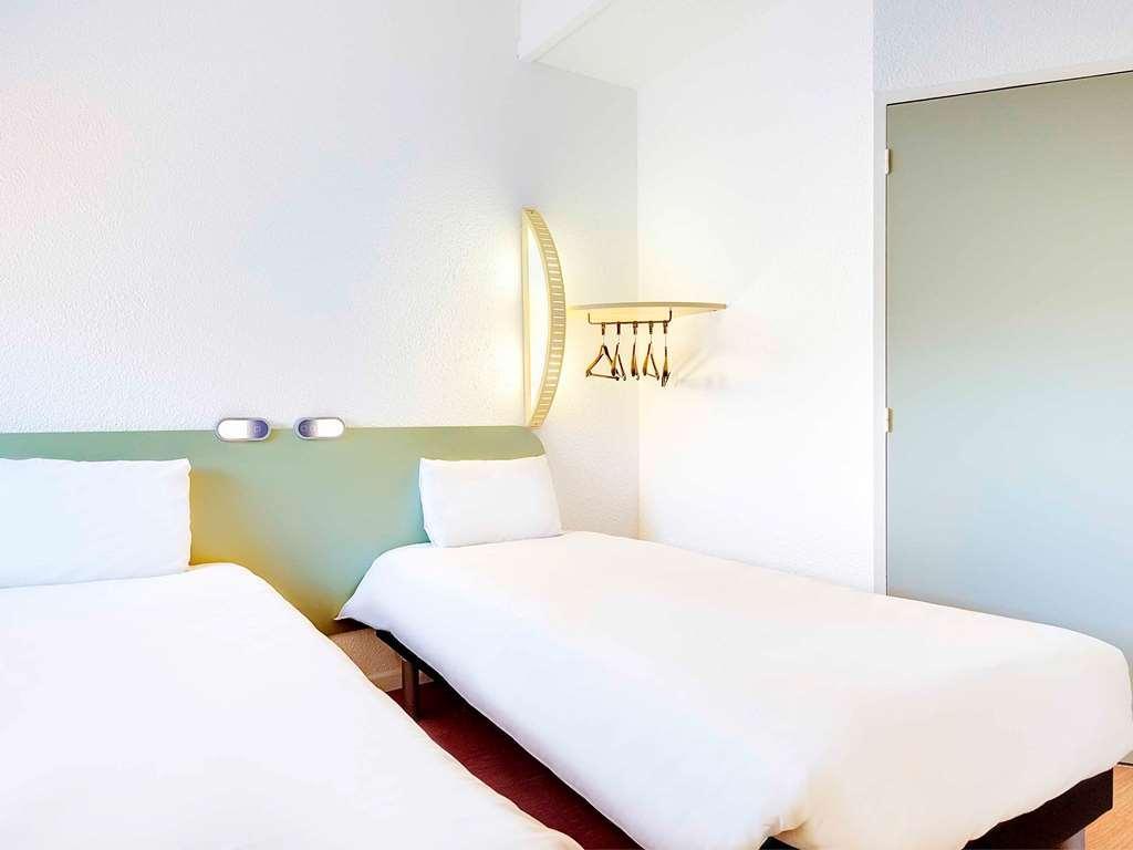 Ibis Budget Ажен Экстерьер фото